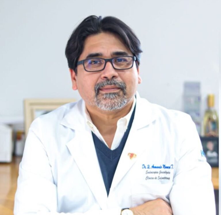 [Imagem do Dr. Armando Menocal]